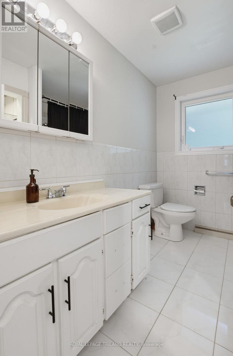 6267 Sunset Road, Central Elgin, Ontario  N0L 2L0 - Photo 24 - X13743392