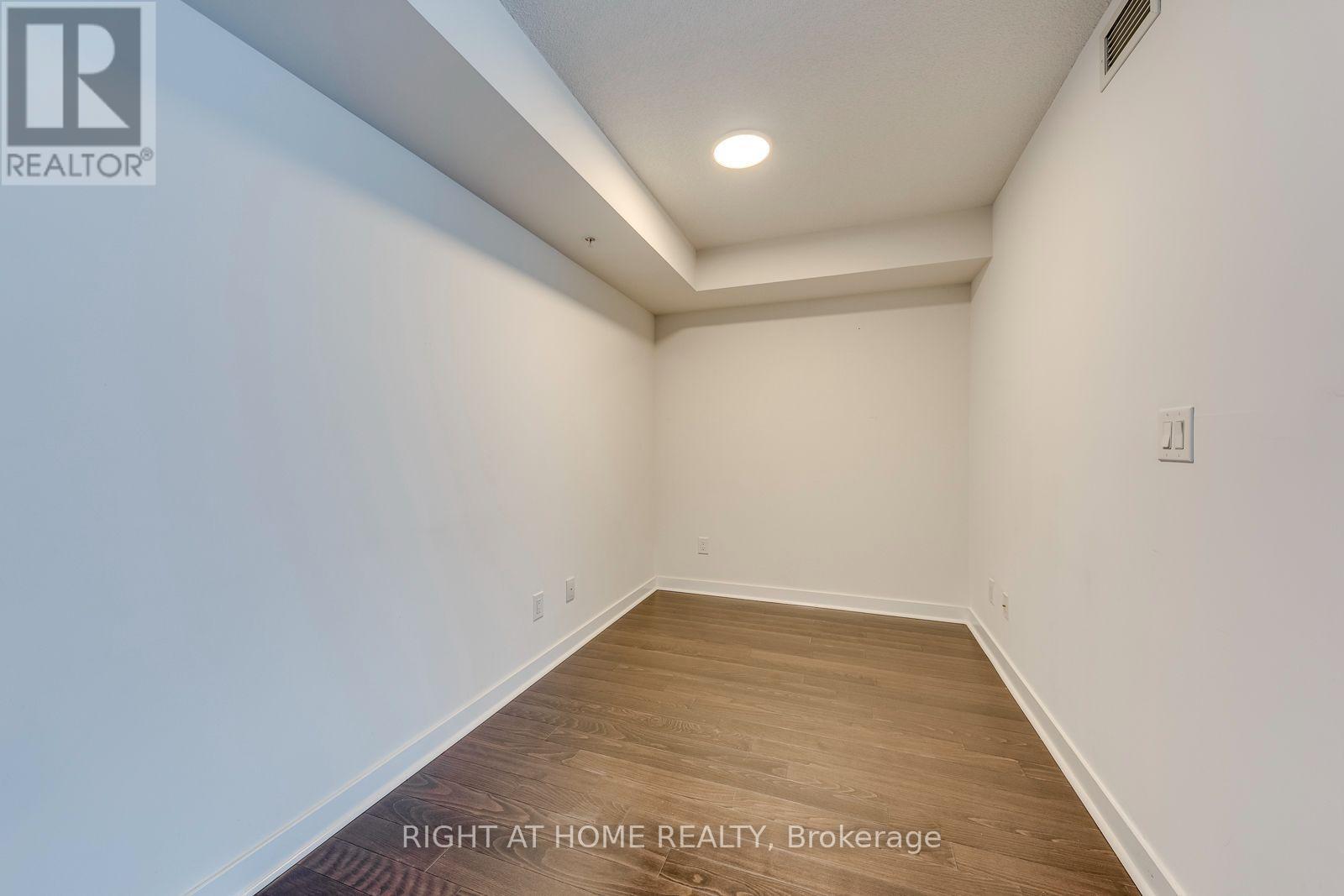 1306 - 295 Adelaide Street W, Toronto, Ontario  M5V 0L4 - Photo 19 - C13743362