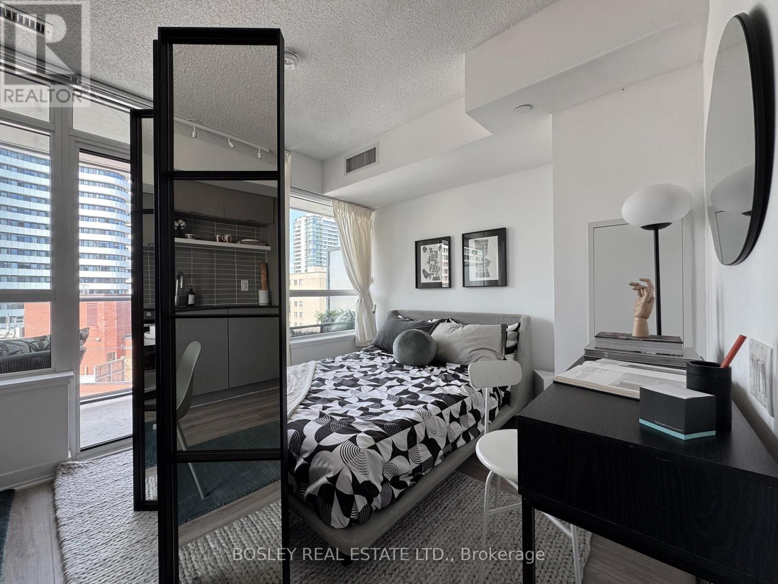 1504 - 365 Church Street, Toronto, Ontario  M5B 1H6 - Photo 11 - C13743374