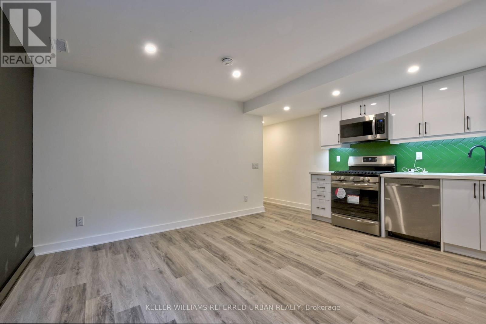 1 - 653 Manning Avenue, Toronto, Ontario  M6G 2W2 - Photo 3 - C13743378