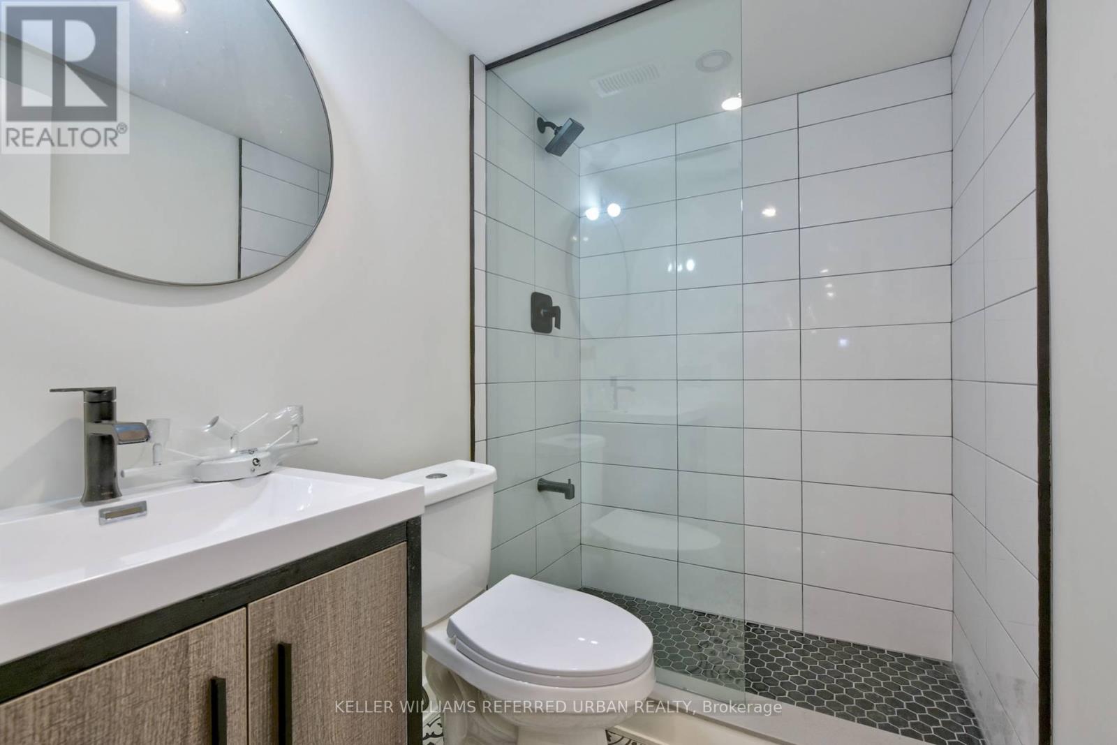 1 - 653 Manning Avenue, Toronto, Ontario  M6G 2W2 - Photo 7 - C13743378