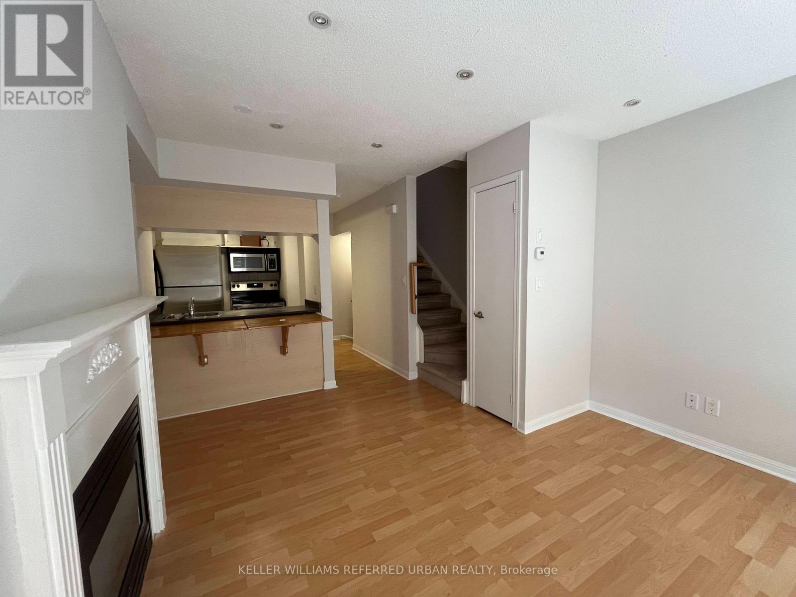 105 - 3 Everson Drive, Toronto, Ontario  M2N 7C2 - Photo 4 - C13743380