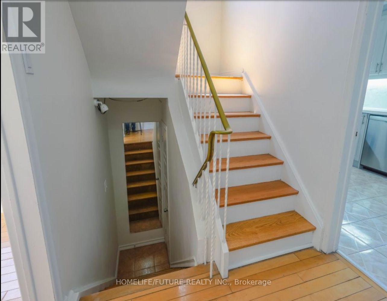 62 North Edgely Avenue, Toronto, Ontario  M1K 1T7 - Photo 18 - E13743402