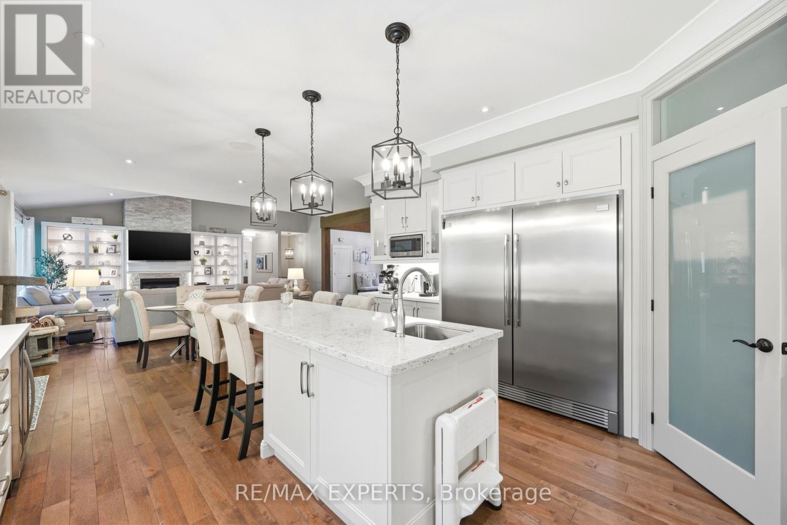 48 Marni Lane, Springwater, Ontario  L0L 2K0 - Photo 12 - S13743394