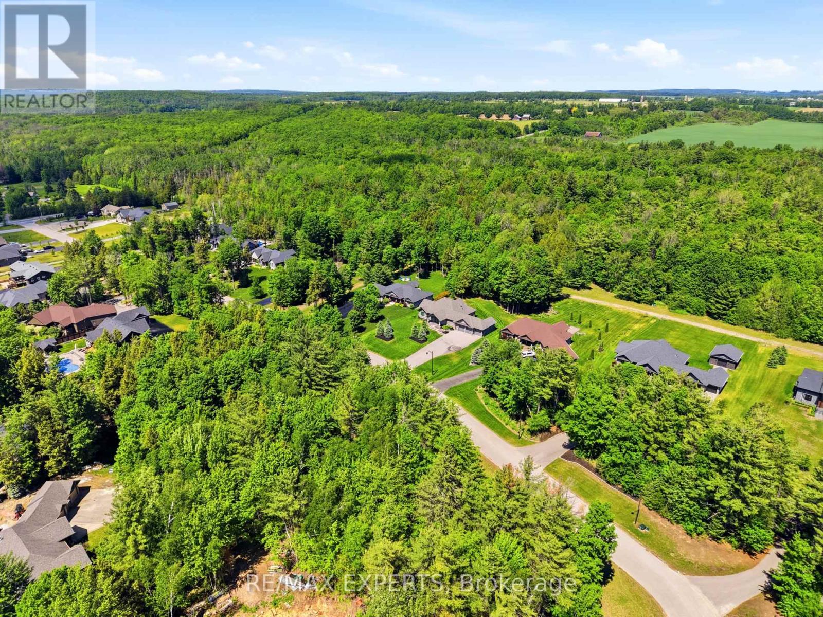 48 Marni Lane, Springwater, Ontario  L0L 2K0 - Photo 42 - S13743394