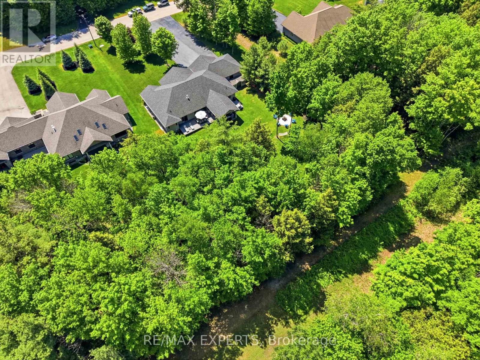 48 Marni Lane, Springwater, Ontario  L0L 2K0 - Photo 43 - S13743394