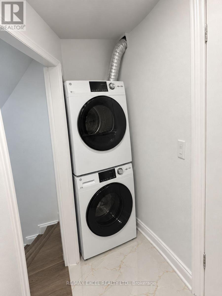 Bsmt - 3882 Midhurst Lane, Mississauga, Ontario  L4Z 1C7 - Photo 6 - W13743344