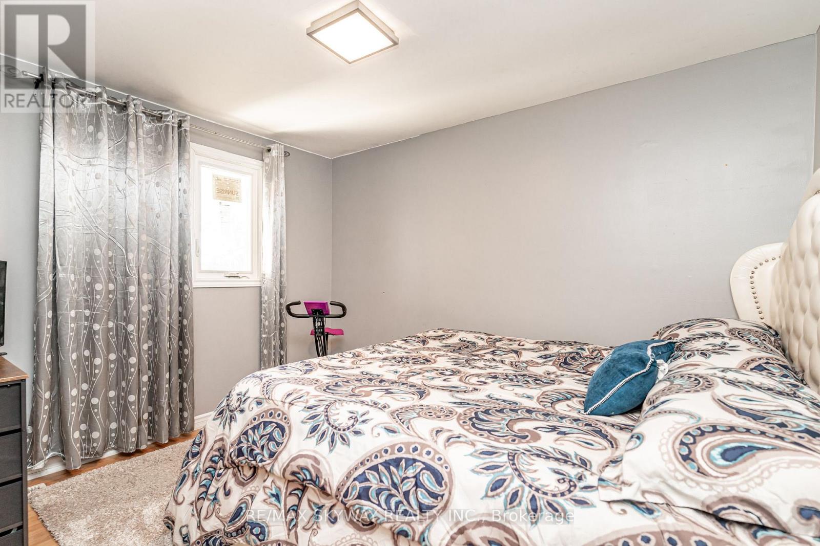 52 Charters Road, Brampton, Ontario  L6V 2S5 - Photo 25 - W13743358