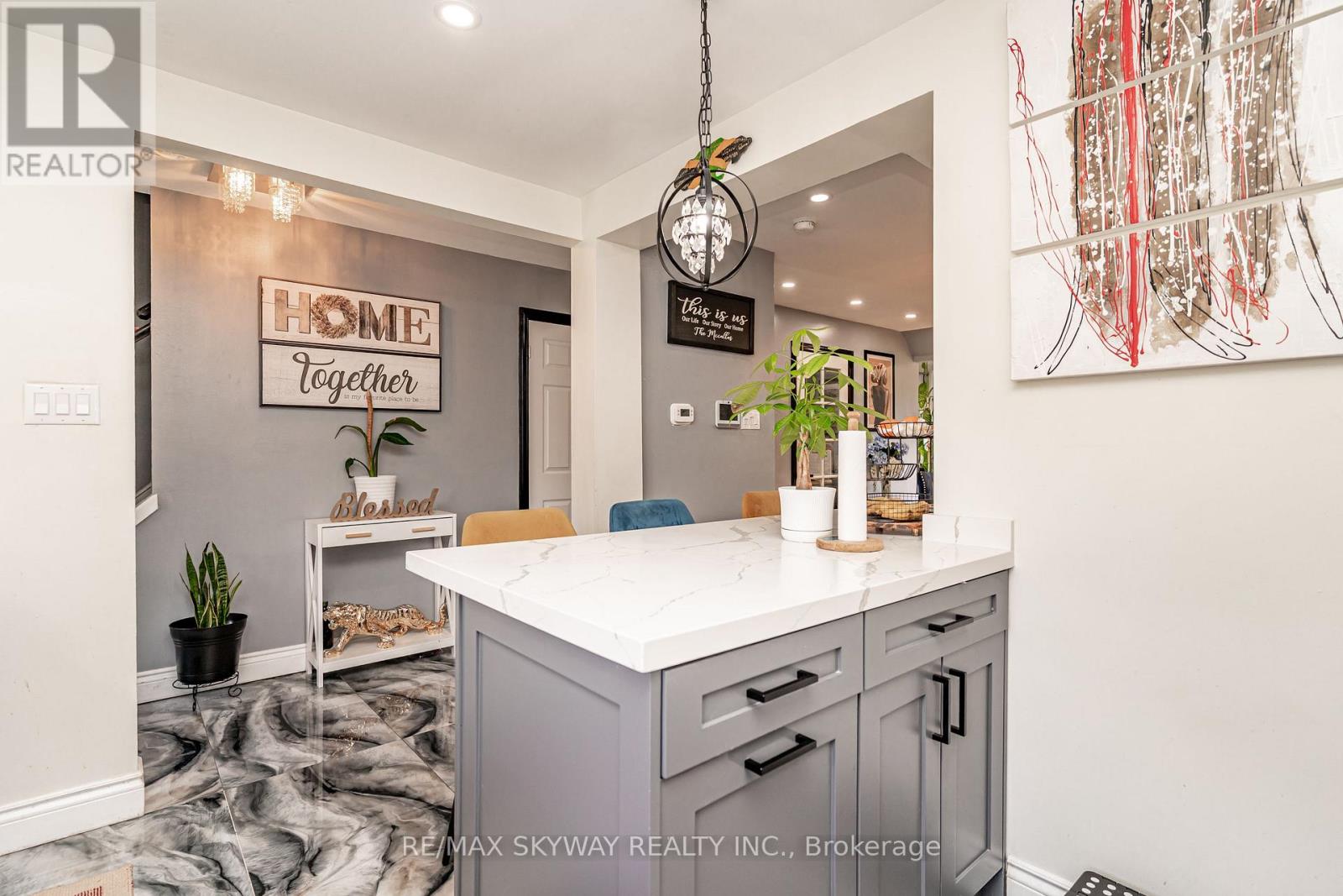 52 Charters Road, Brampton, Ontario  L6V 2S5 - Photo 9 - W13743358