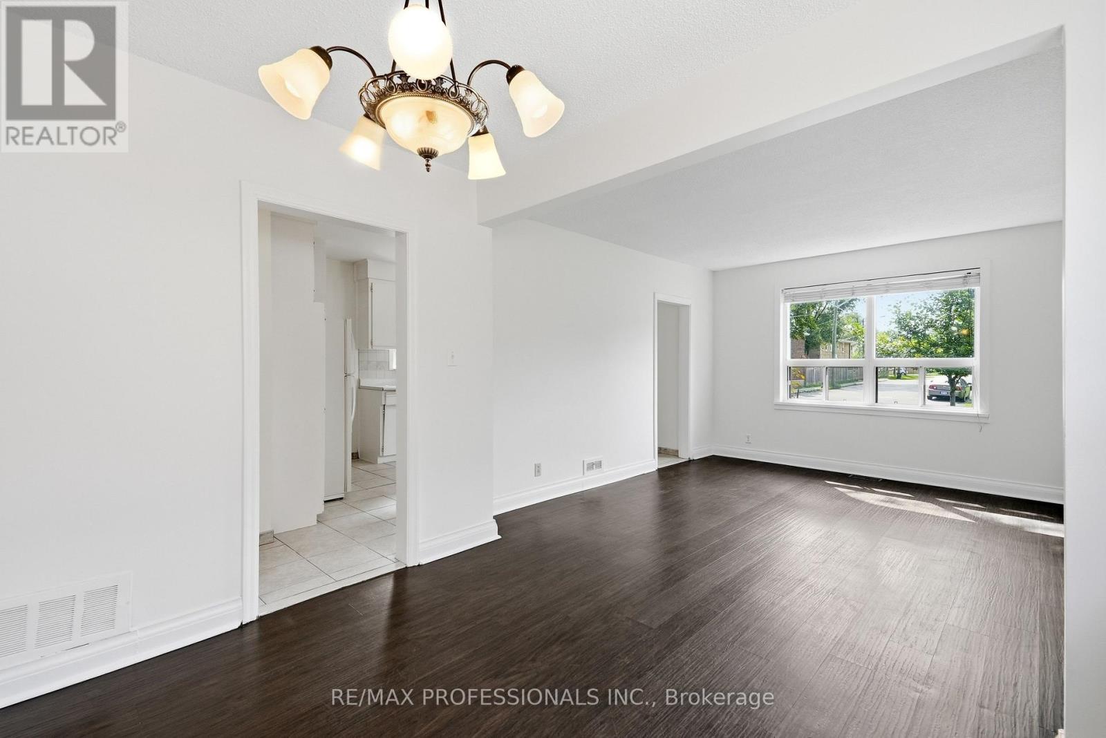111 Wesley Street, Toronto, Ontario  M8Y 2W9 - Photo 11 - W13743400