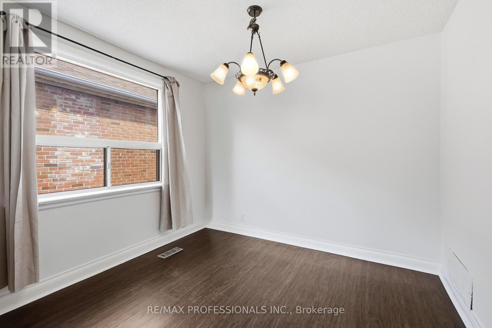 111 Wesley Street, Toronto, Ontario  M8Y 2W9 - Photo 13 - W13743400