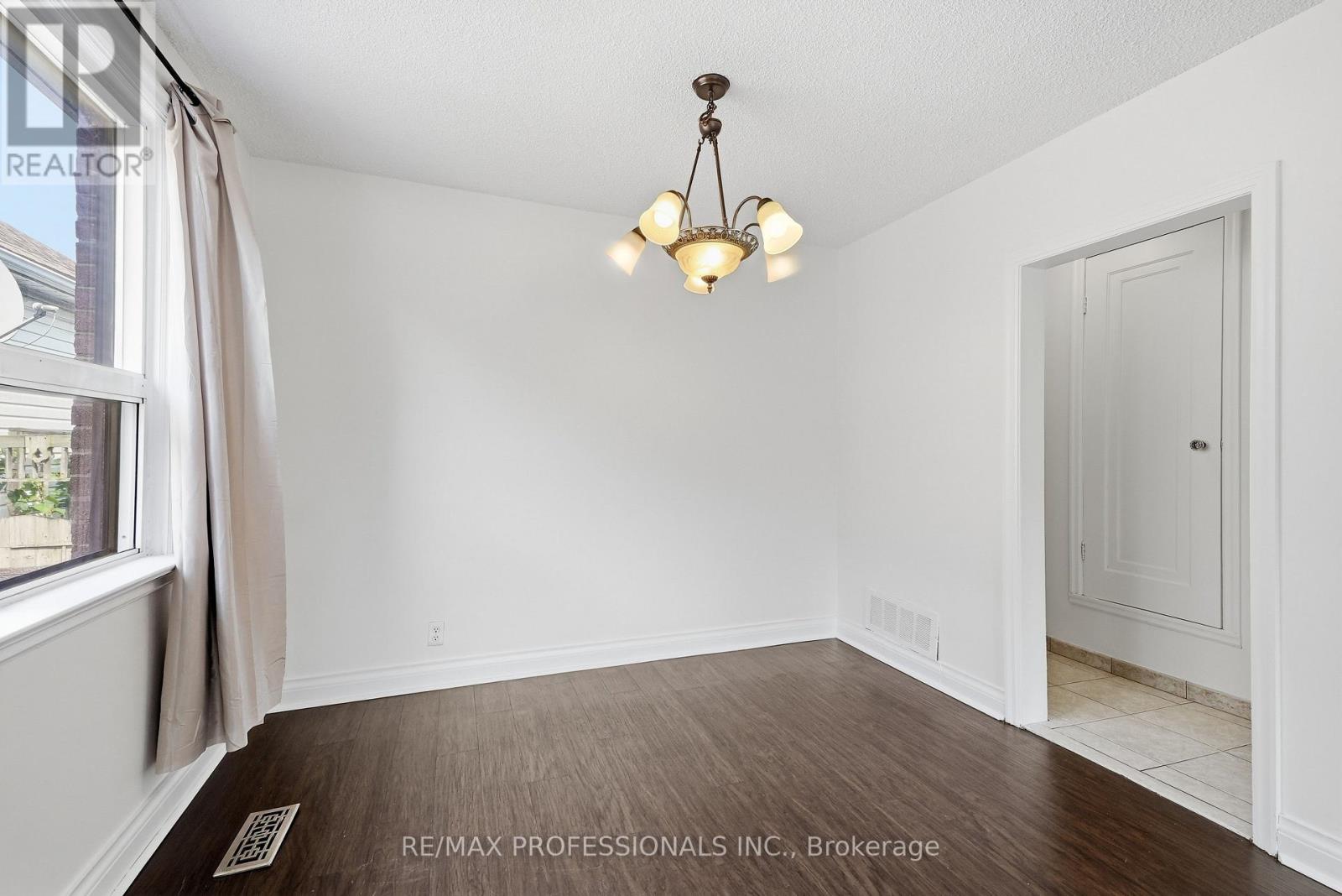 111 Wesley Street, Toronto, Ontario  M8Y 2W9 - Photo 14 - W13743400