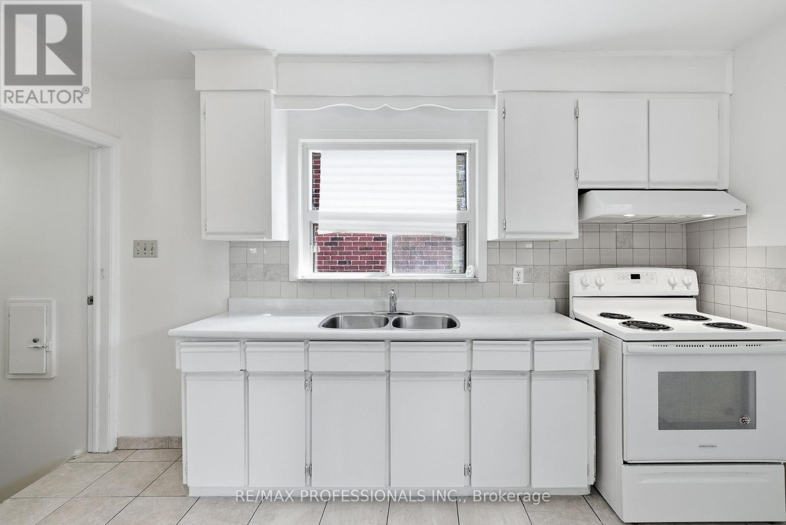 111 Wesley Street, Toronto, Ontario  M8Y 2W9 - Photo 17 - W13743400