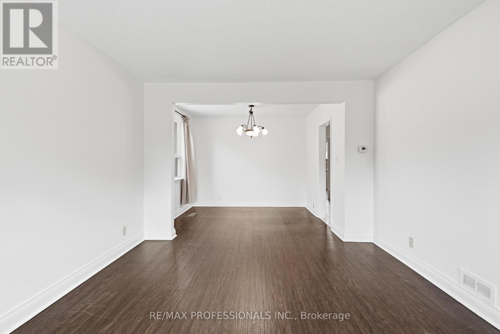 111 Wesley Street, Toronto, Ontario  M8Y 2W9 - Photo 9 - W13743400