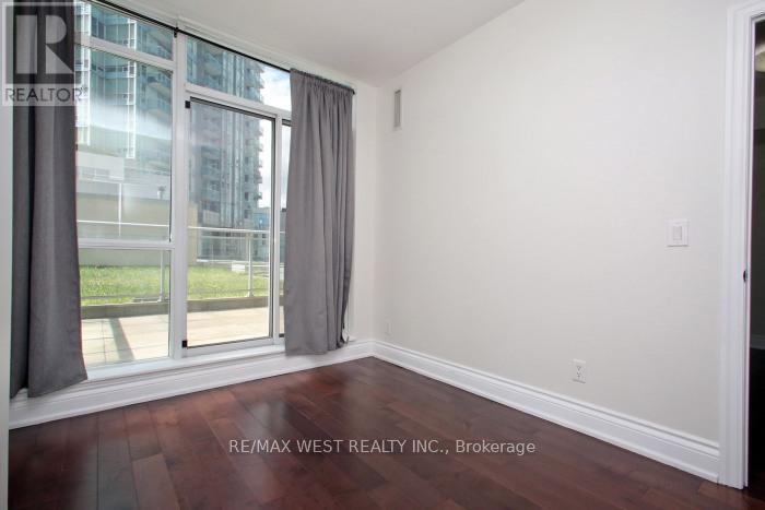 903 - 225 Webb Drive, Mississauga, Ontario  L5B 4P2 - Photo 16 - W13743412