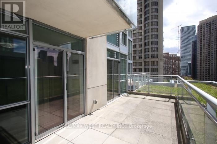 903 - 225 Webb Drive, Mississauga, Ontario  L5B 4P2 - Photo 21 - W13743412