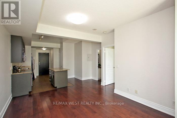 903 - 225 Webb Drive, Mississauga, Ontario  L5B 4P2 - Photo 5 - W13743412