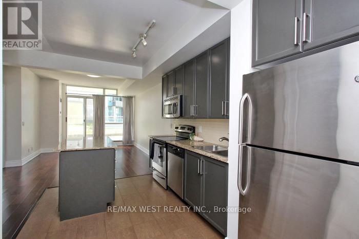 903 - 225 Webb Drive, Mississauga, Ontario  L5B 4P2 - Photo 9 - W13743412