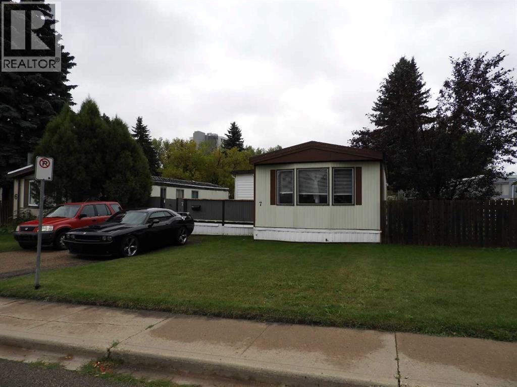 #7, 5029 34, Red Deer, Alberta  T4N 0P4 - Photo 4 - A2342201