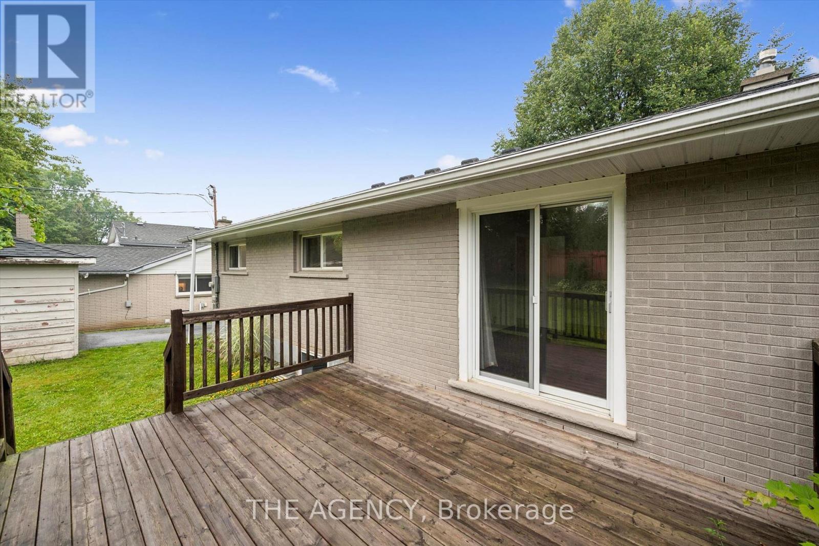 217 Mayfield Avenue, Waterloo, Ontario  N2J 3S6 - Photo 34 - X13743346