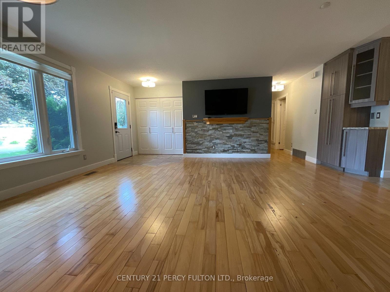 1060 Bourget Avenue, Ottawa, Ontario  K1J 8C2 - Photo 5 - X13743348