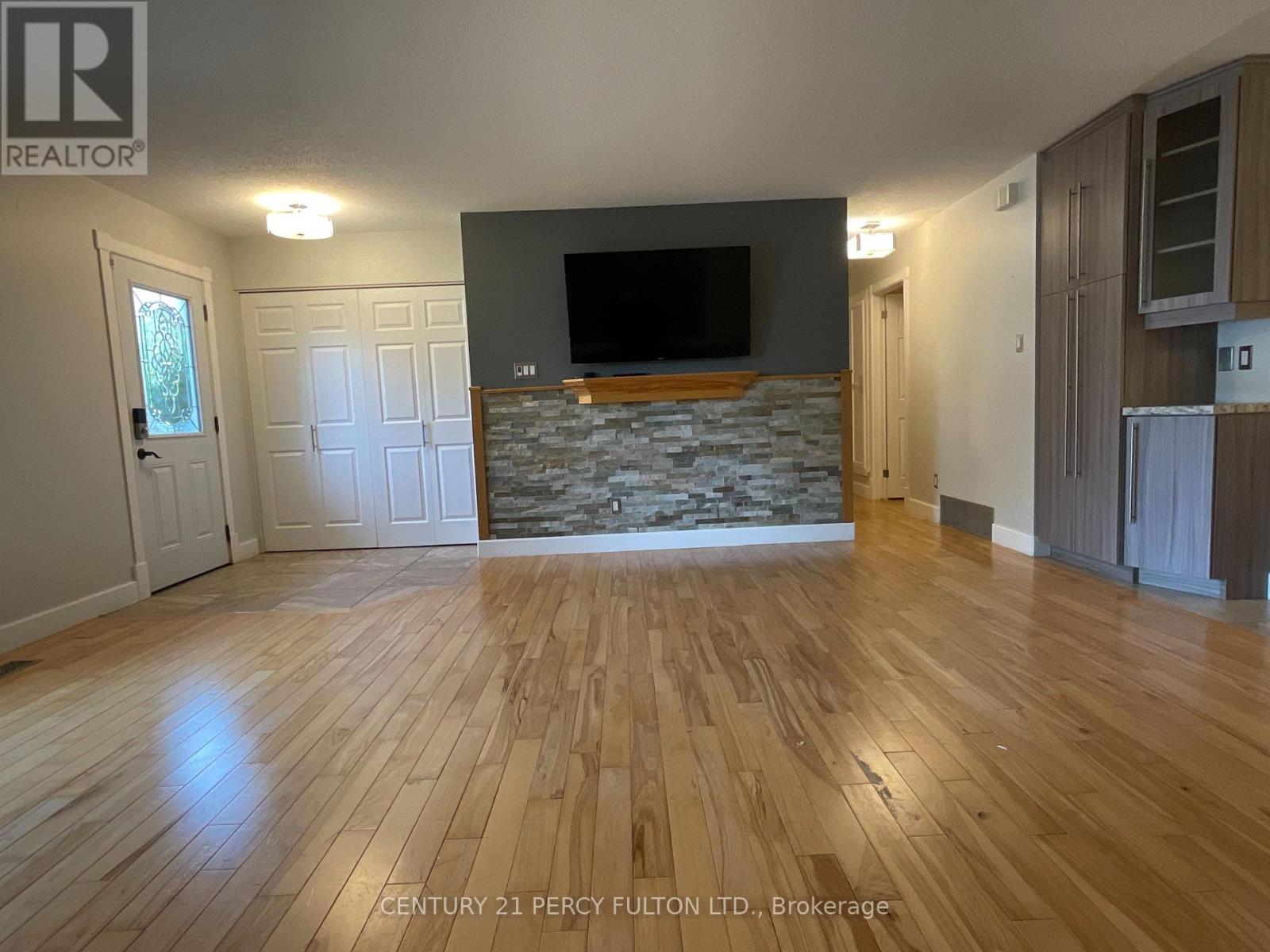 1060 Bourget Avenue, Ottawa, Ontario  K1J 8C2 - Photo 6 - X13743348
