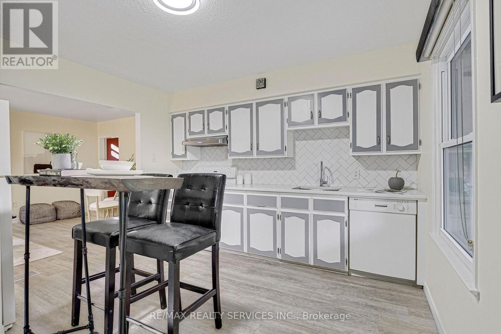 6289 Atlee Street, Niagara Falls, Ontario  L2G 2W4 - Photo 8 - X13743360