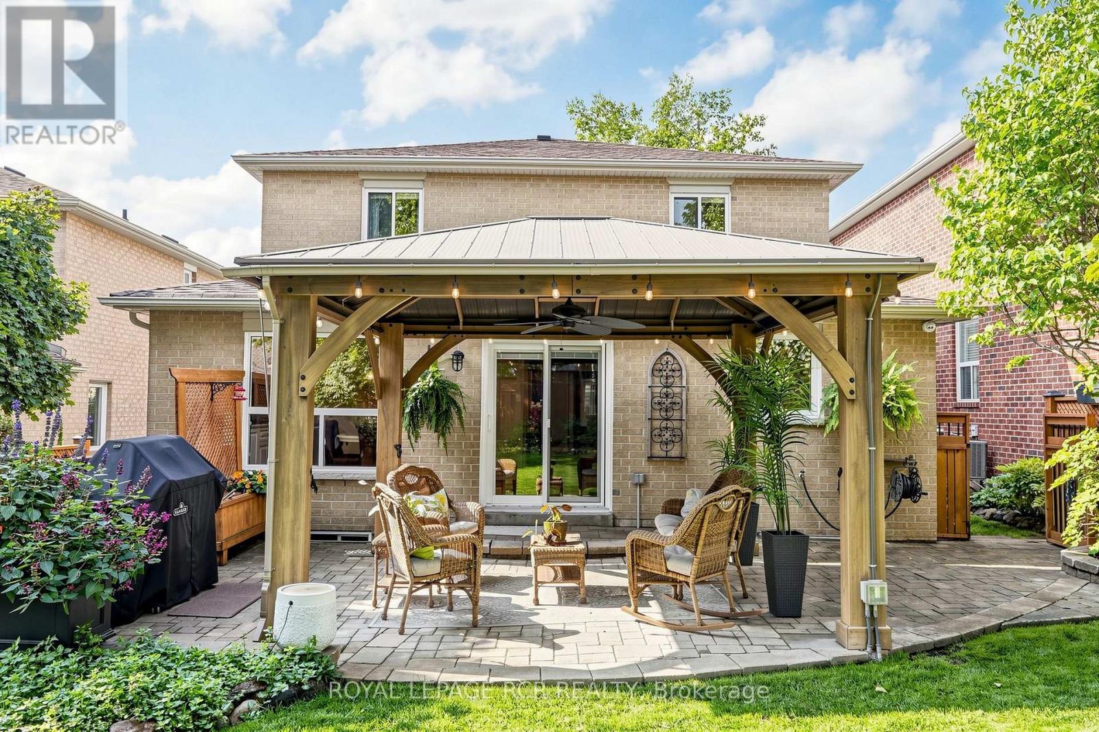 28 Roughley Street, Bradford West Gwillimbury, Ontario  L3Z 3B2 - Photo 37 - N13742252
