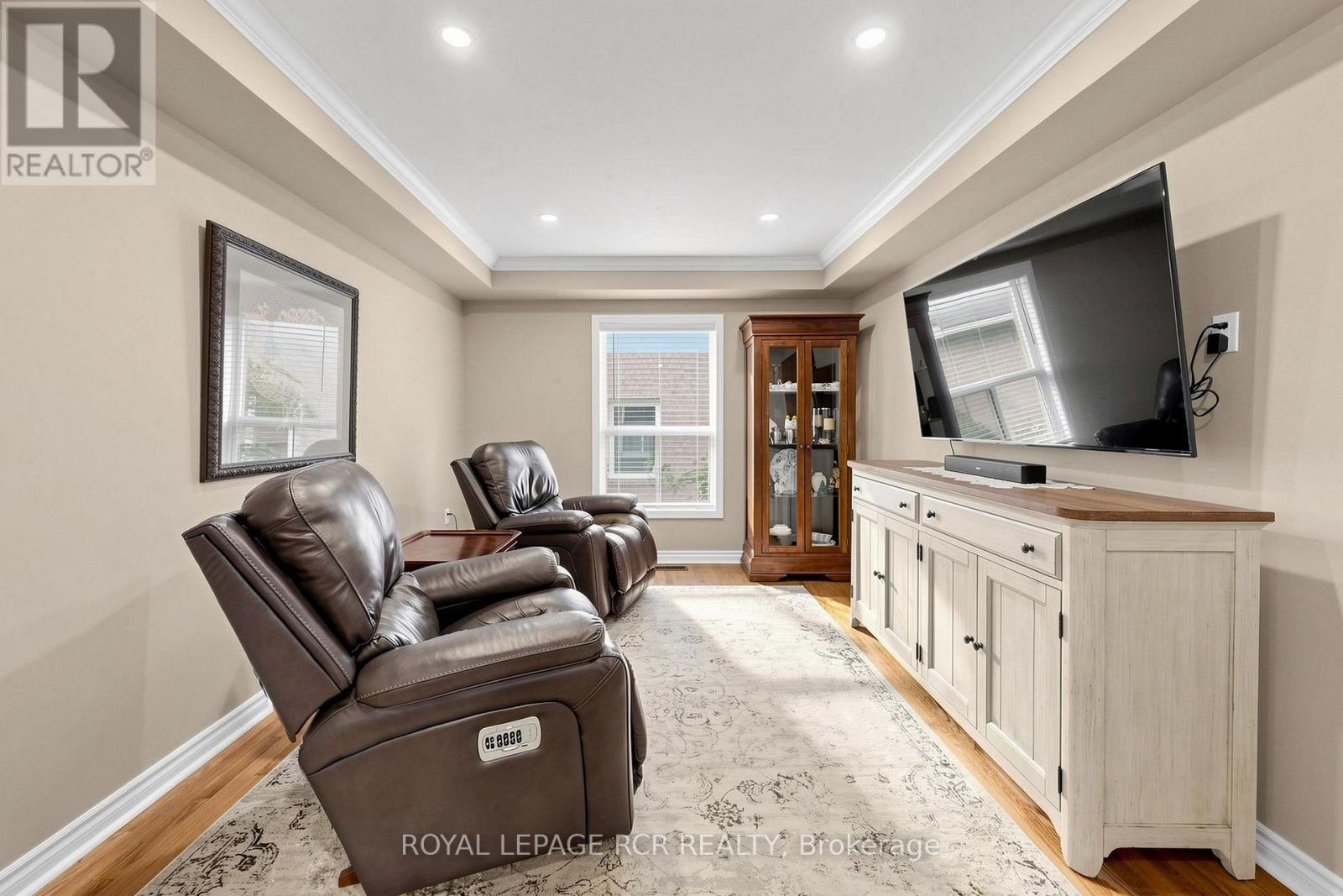 28 Roughley Street, Bradford West Gwillimbury, Ontario  L3Z 3B2 - Photo 8 - N13742252