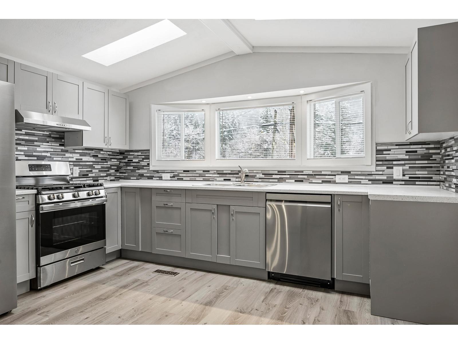30 65367 Kawkawa Lake Road, Hope, Hope, British Columbia  V0X 1L1 - Photo 8 - R3161441