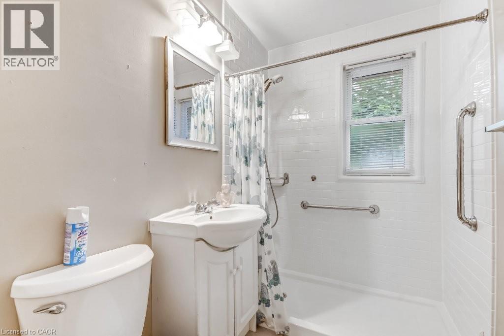 74 Scrimger Avenue, Cambridge, Ontario  N1R 4W3 - Photo 8 - 40857785