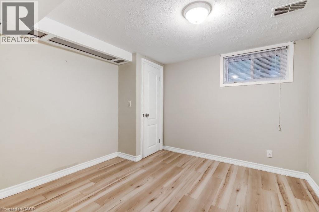 74 Scrimger Avenue, Cambridge, Ontario  N1R 4W3 - Photo 13 - 40857785