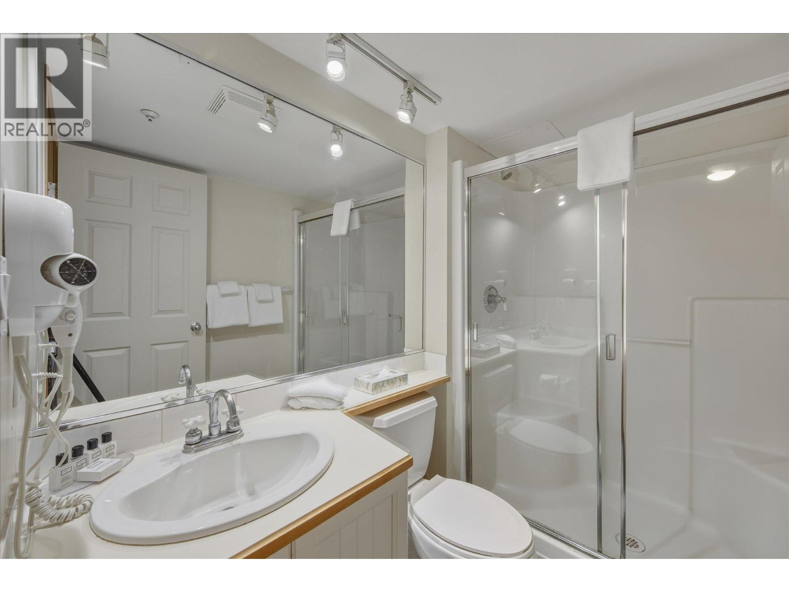 126 4800 Spearhead Drive, Whistler, British Columbia  V8E 1G1 - Photo 13 - R3161435