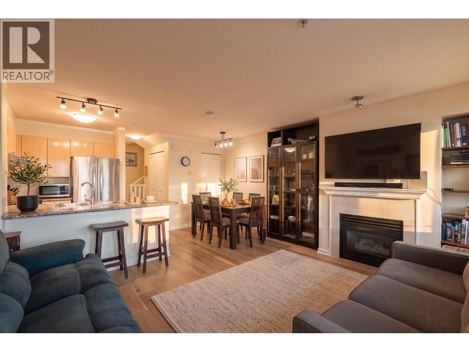3228 Heather Street, Vancouver, British Columbia  V5Z 4R9 - Photo 3 - R3161445