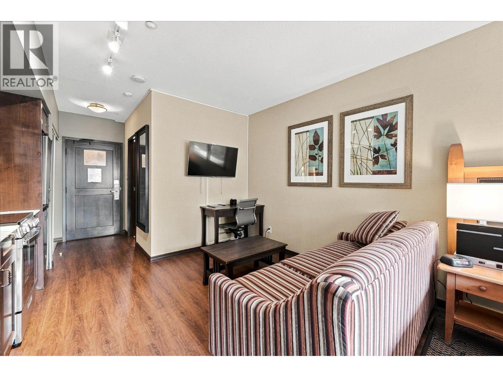 126 4220 Gateway Drive, Whistler, British Columbia  V8E 0Z7 - Photo 10 - R3161449