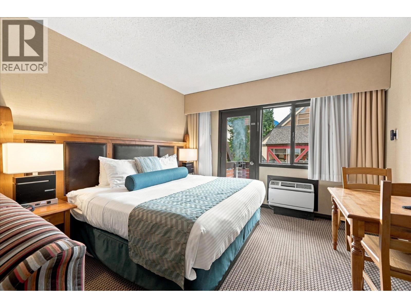 126 4220 Gateway Drive, Whistler, British Columbia  V8E 0Z7 - Photo 3 - R3161449