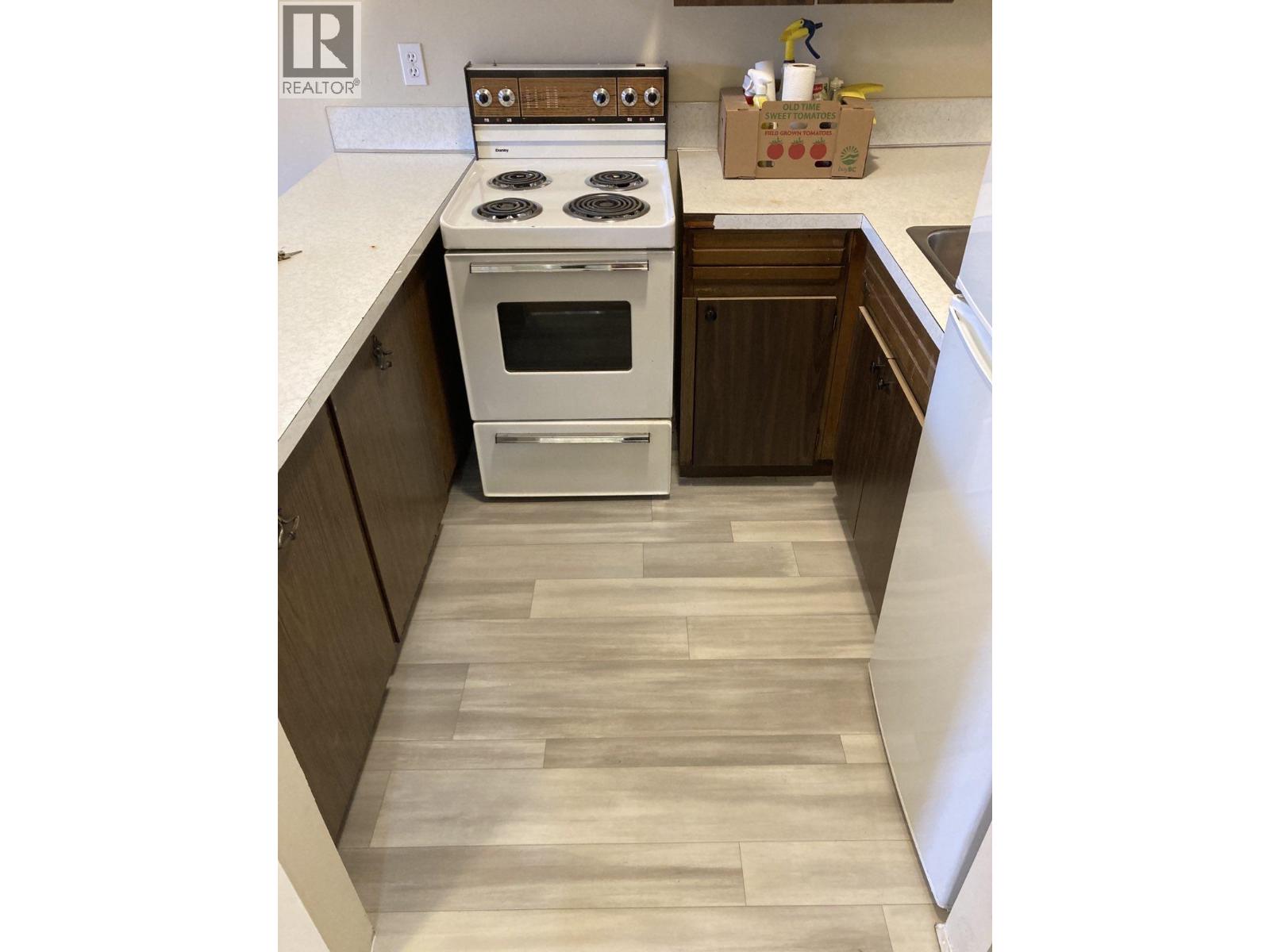 211 3570 E Hastings Street, Vancouver, British Columbia  V5K 2A7 - Photo 10 - R3161451
