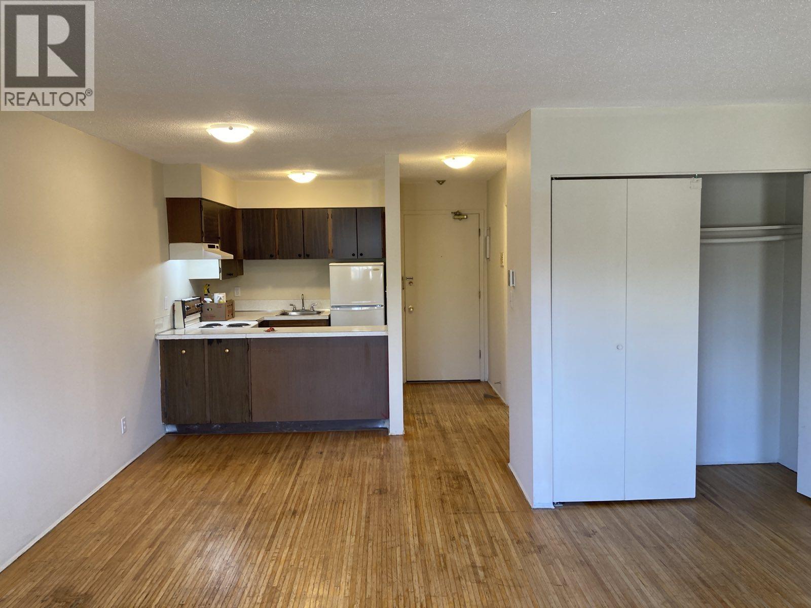 211 3570 E Hastings Street, Vancouver, British Columbia  V5K 2A7 - Photo 11 - R3161451