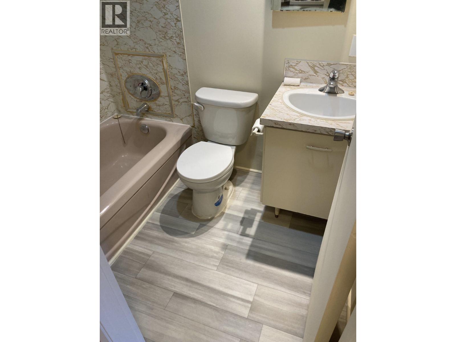 211 3570 E Hastings Street, Vancouver, British Columbia  V5K 2A7 - Photo 9 - R3161451