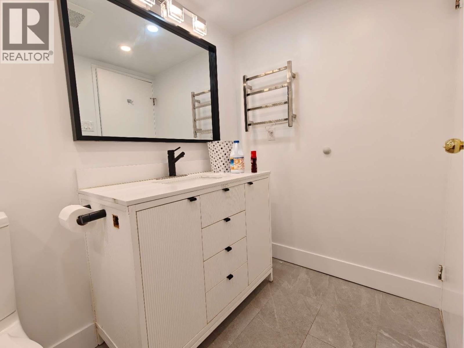 409 2024 W Fullerton Avenue, North Vancouver, British Columbia  V7P 3G4 - Photo 5 - R3161455