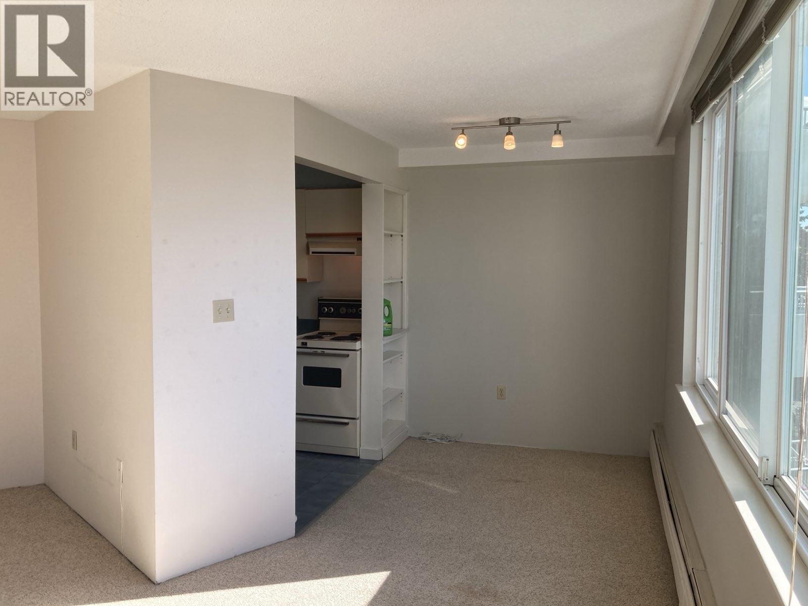 503 4691 W 10th Avenue, Vancouver, British Columbia  V6R 2J3 - Photo 8 - R3161458