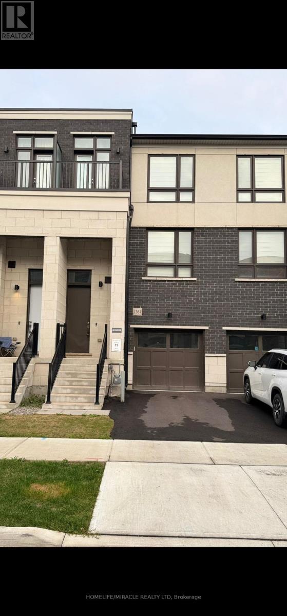 1361 KANIV STREET, Oakville, Ontario