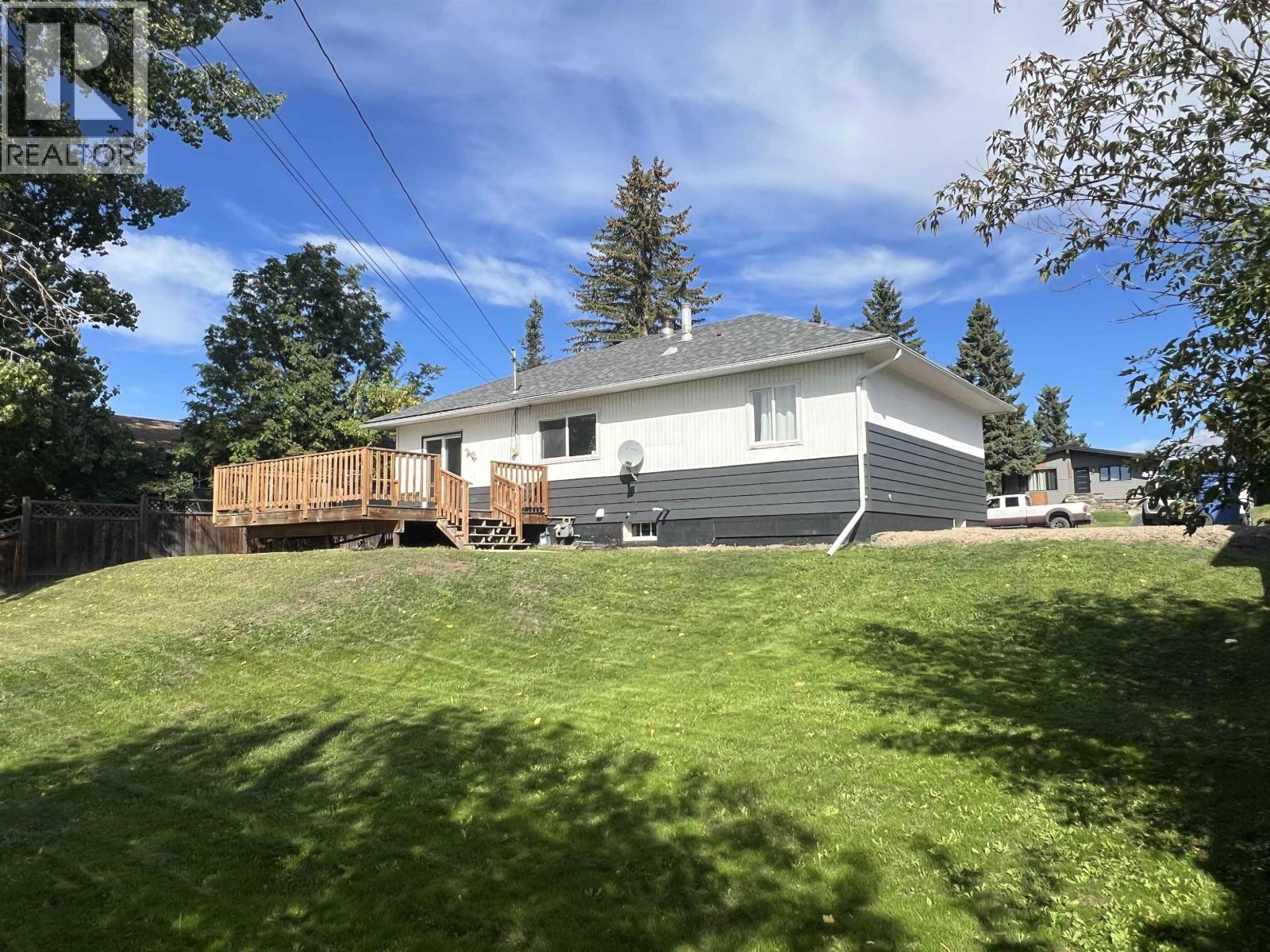 10515 104 Avenue, Fort St. John, British Columbia  V1J 8E1 - Photo 5 - R3161433