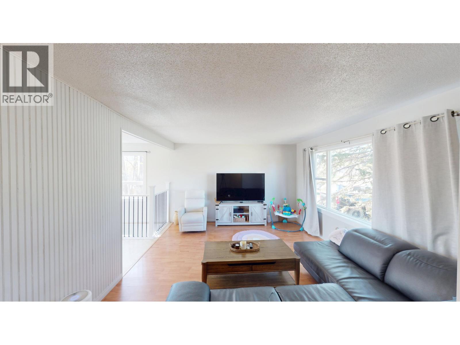 10515 104 Avenue, Fort St. John, British Columbia  V1J 8E1 - Photo 13 - R3161433