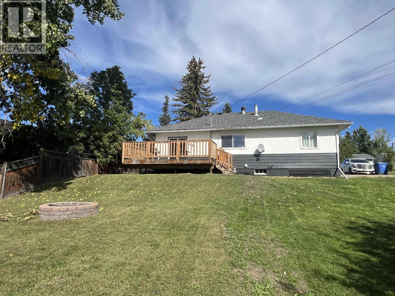 10515 104 Avenue, Fort St. John, British Columbia  V1J 8E1 - Photo 6 - R3161433