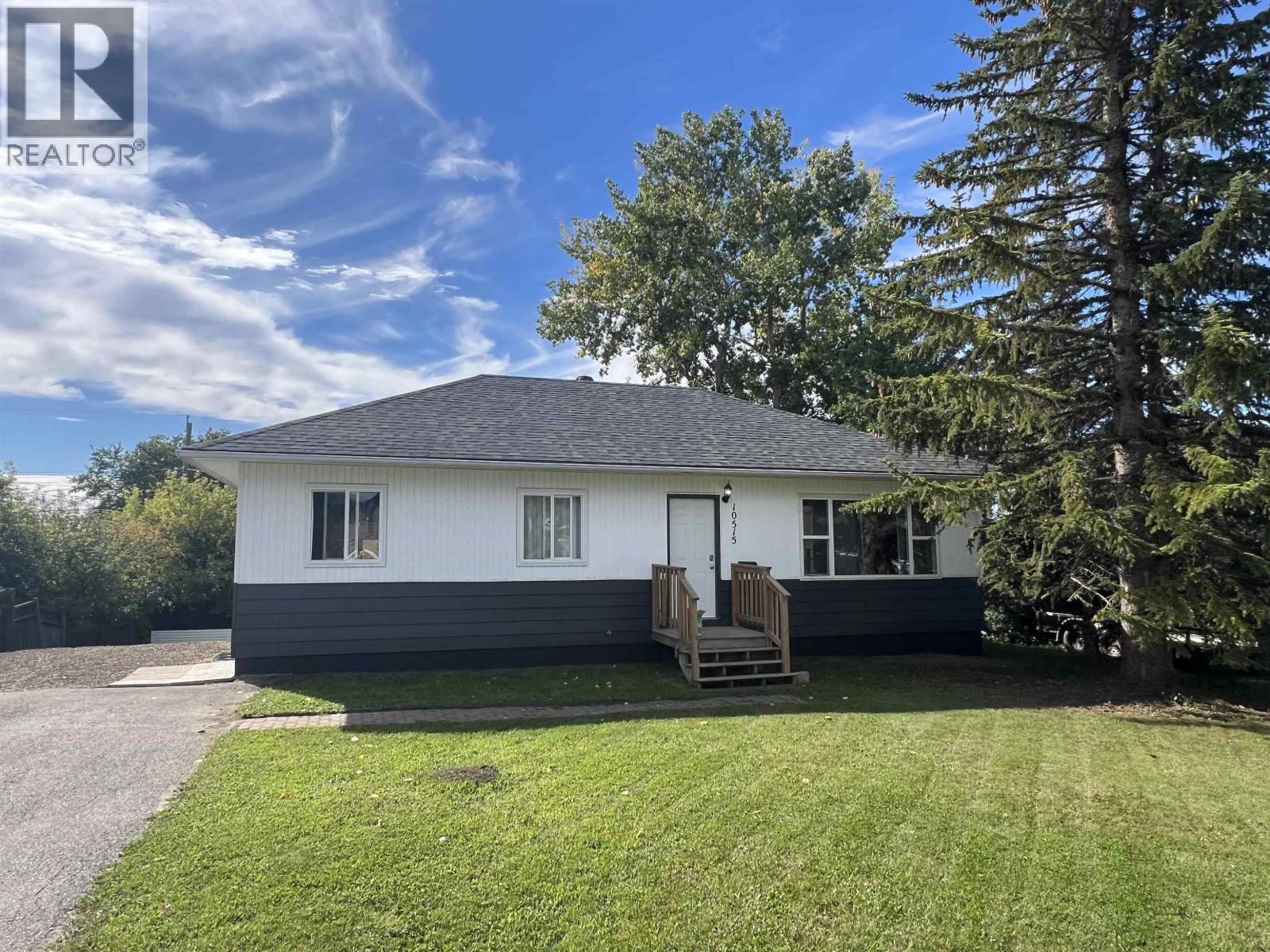 10515 104 Avenue, Fort St. John, British Columbia  V1J 8E1 - Photo 4 - R3161433