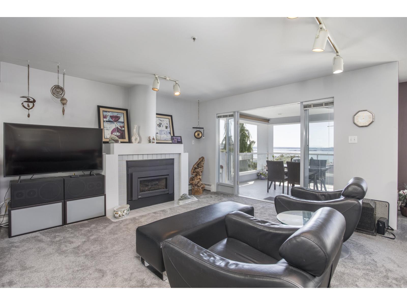 15662 Semiahmoo Avenue, White Rock, British Columbia  V4B 1V4 - Photo 15 - R3161097