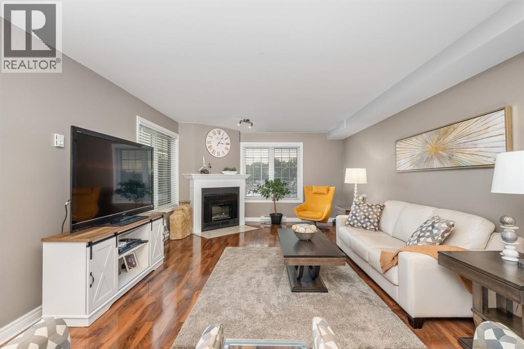 1520 Venetian Boulevard Unit# M201, Point Edward, Ontario  N7T 7Z8 - Photo 7 - 26021622