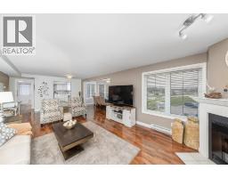 1520 Venetian BOULEVARD Unit# M201, Point Edward, Ontario