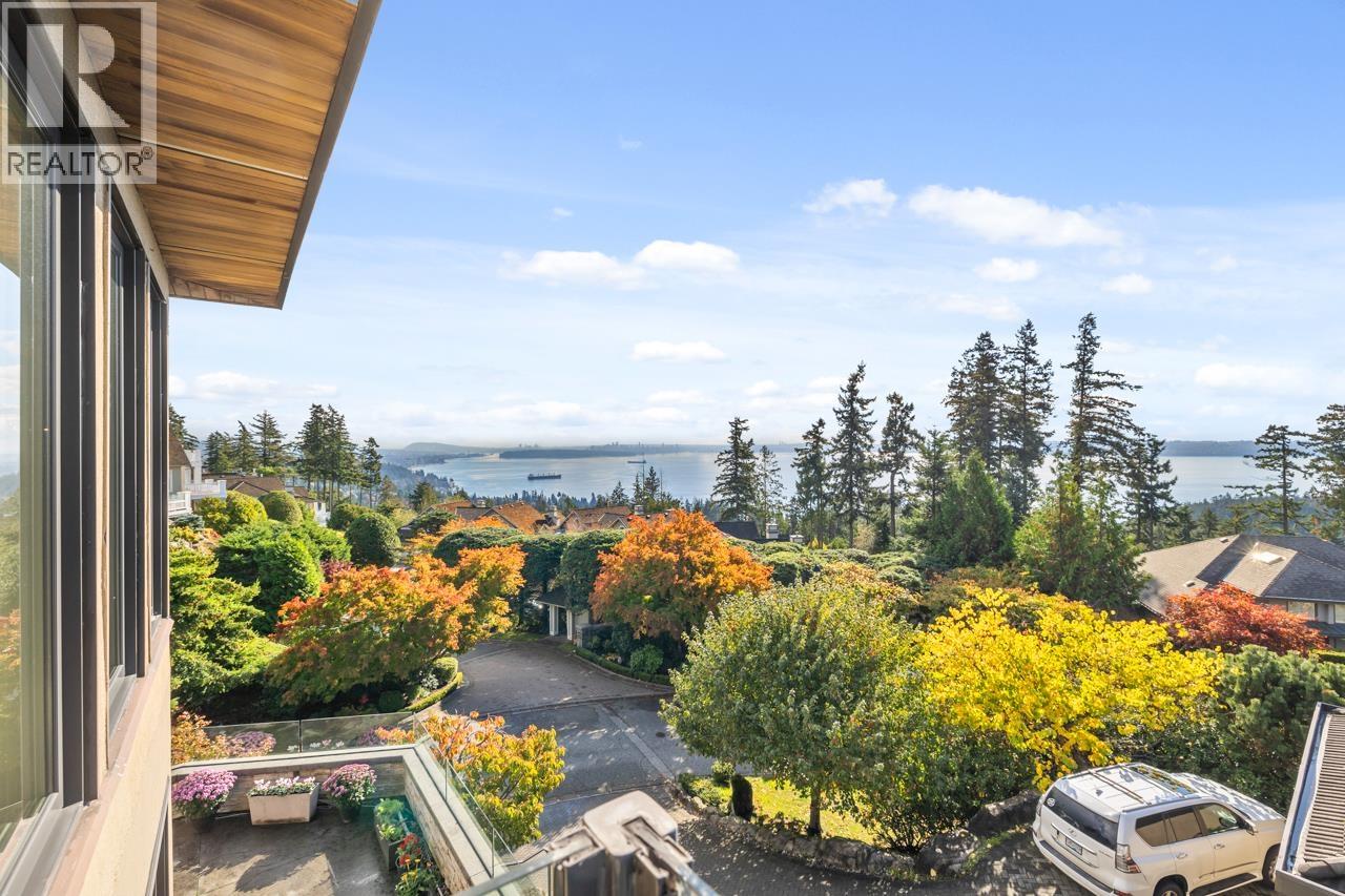 5401 West Vista Court, West Vancouver, British Columbia  V7W 3G8 - Photo 20 - R3161214